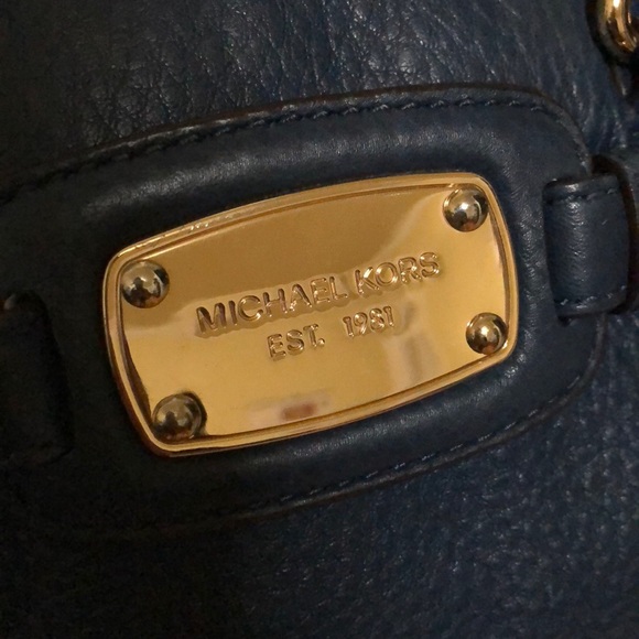 Navy blue Michael Kors bag - Picture 2 of 8
